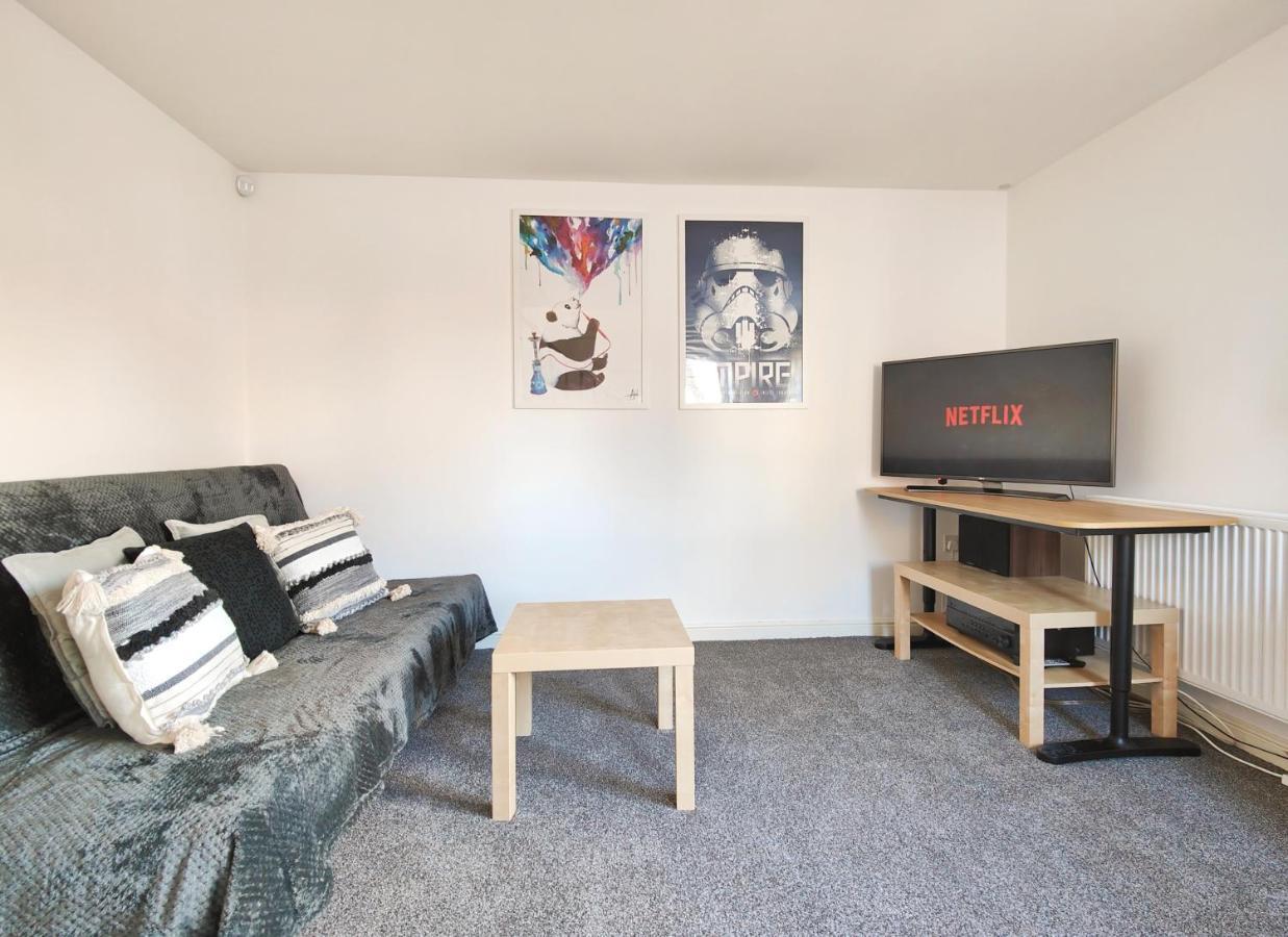 The Metcombe - Holiday Home With Free Parking 10 Minutes Walk To Etihad Stadium & Coop Live Arena Μάντσεστερ Εξωτερικό φωτογραφία