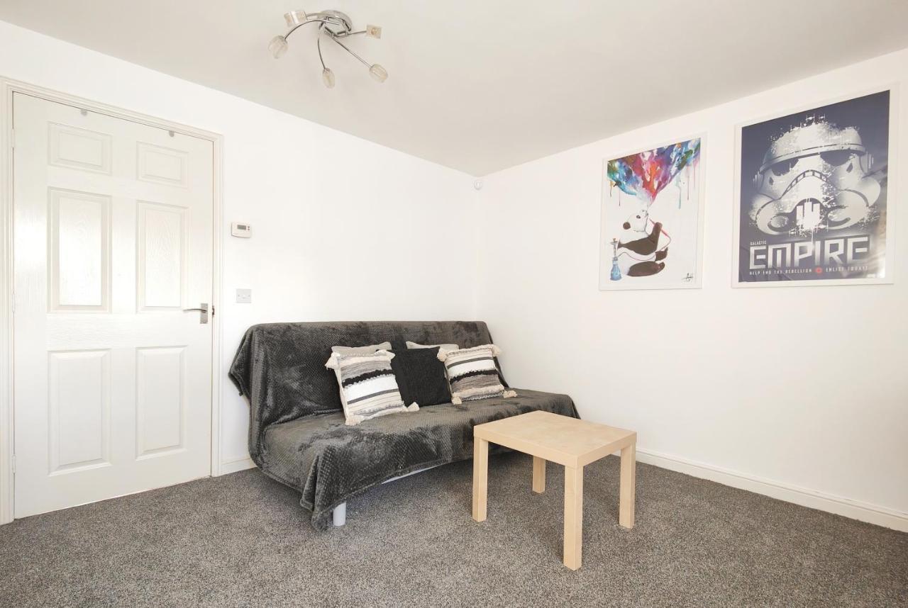 The Metcombe - Holiday Home With Free Parking 10 Minutes Walk To Etihad Stadium & Coop Live Arena Μάντσεστερ Εξωτερικό φωτογραφία
